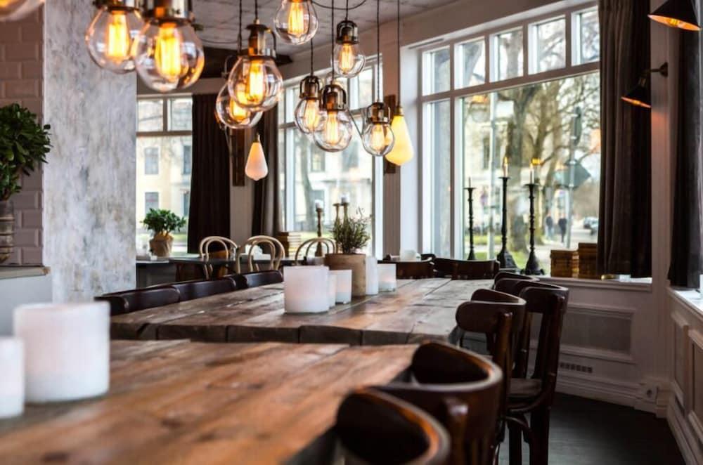 Hotell Laeckoe Lidköping المظهر الخارجي الصورة