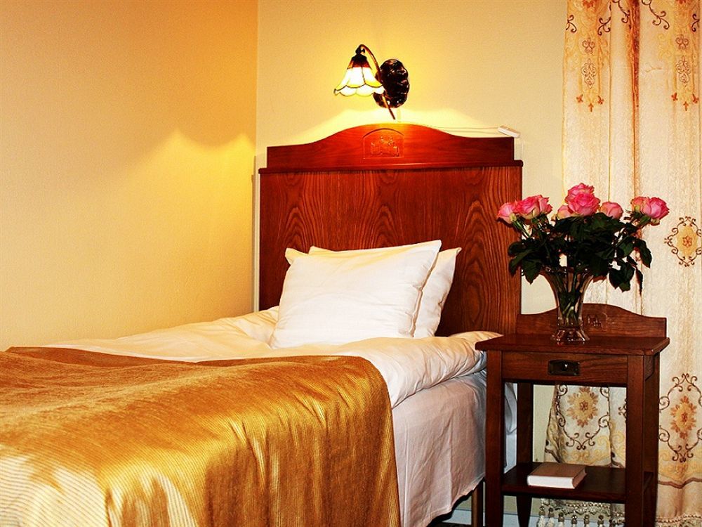 Hotell Laeckoe Lidköping المظهر الخارجي الصورة