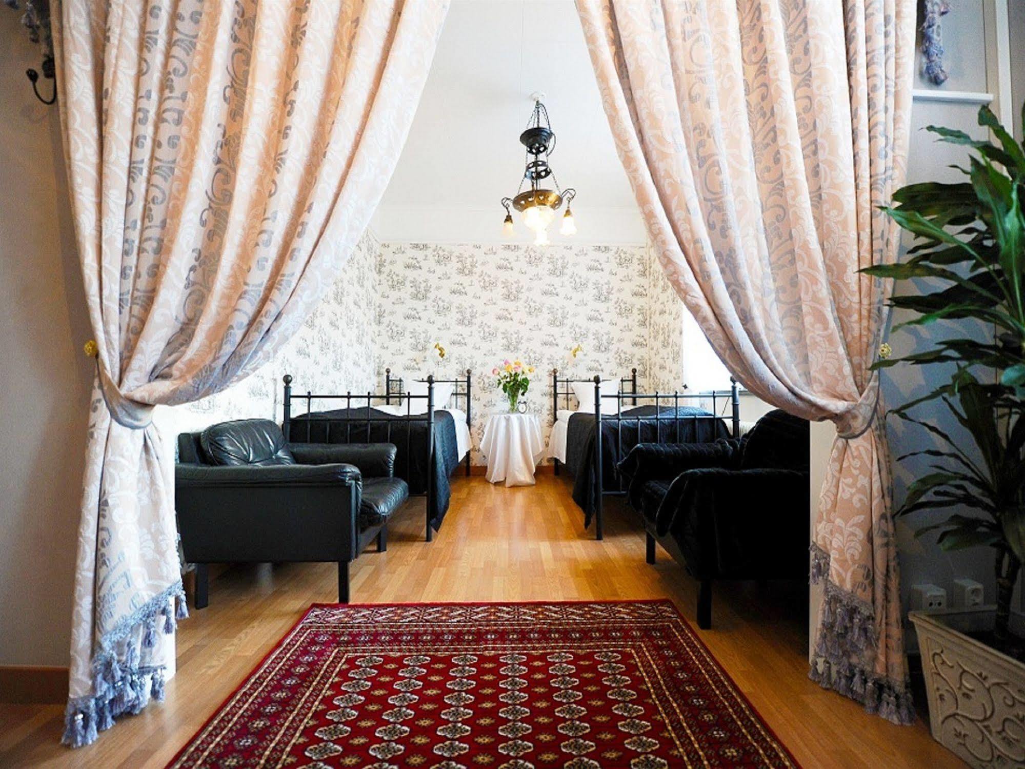 Hotell Laeckoe Lidköping المظهر الخارجي الصورة