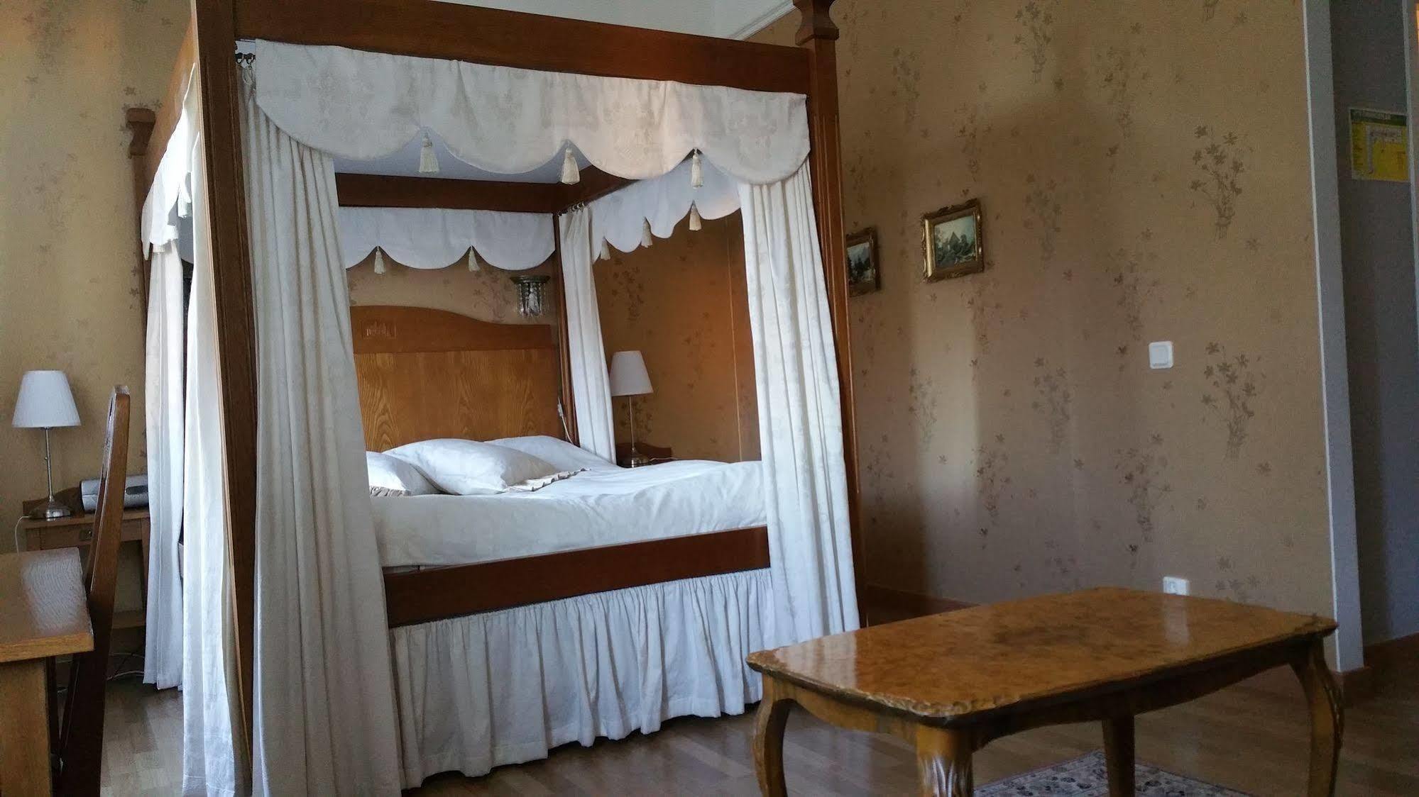 Hotell Laeckoe Lidköping المظهر الخارجي الصورة